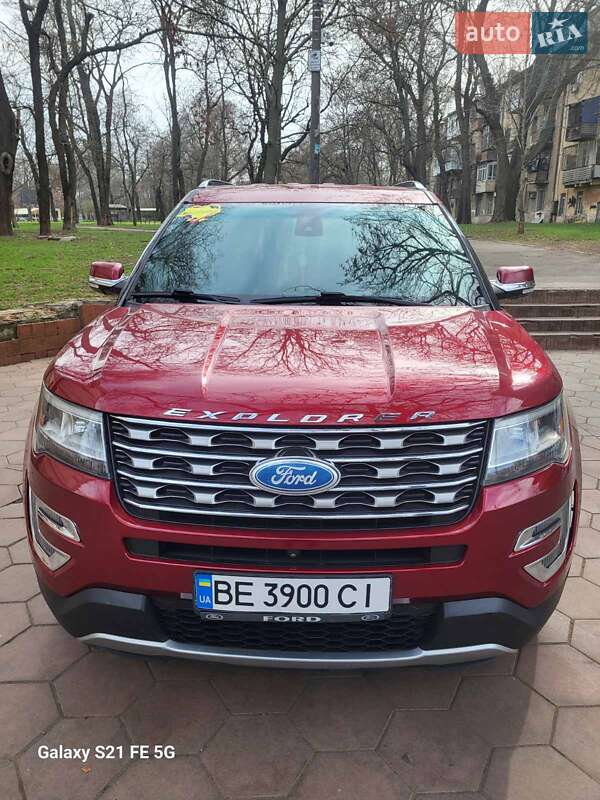Ford Explorer (2015)