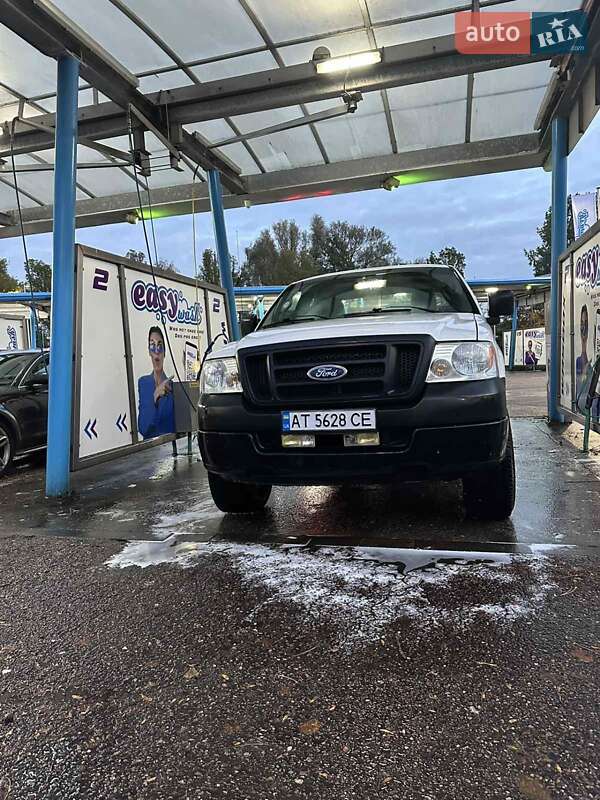 Ford F-150 (2005)