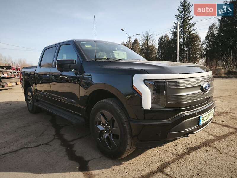 Ford F-150 (2023)