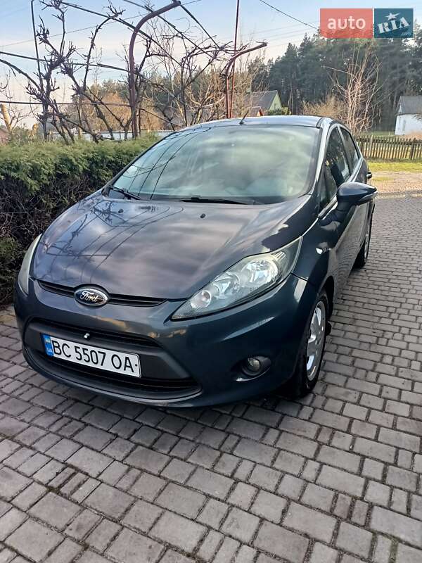 Ford Fiesta (2011)