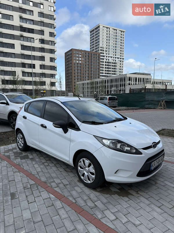 Ford Fiesta (2012)