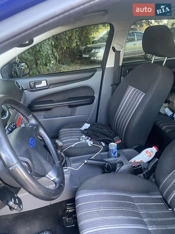 Ford Focus (2009)