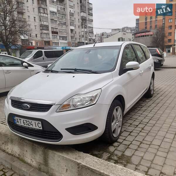 Ford Focus (2010)