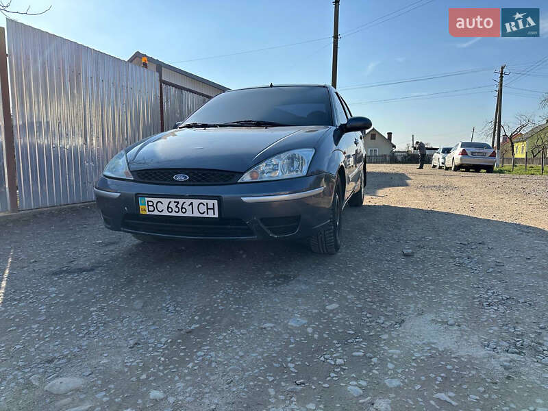 Ford Focus (2002)