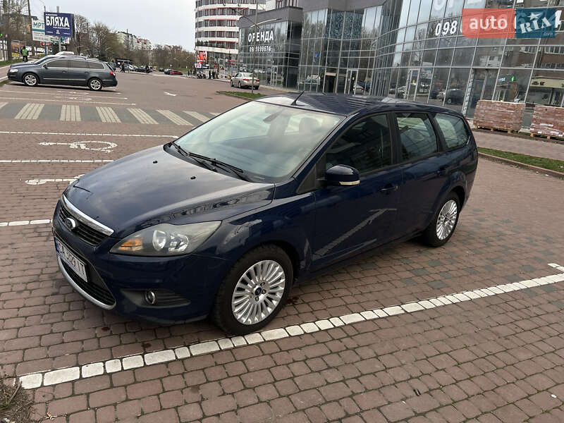 Ford Focus (2010)