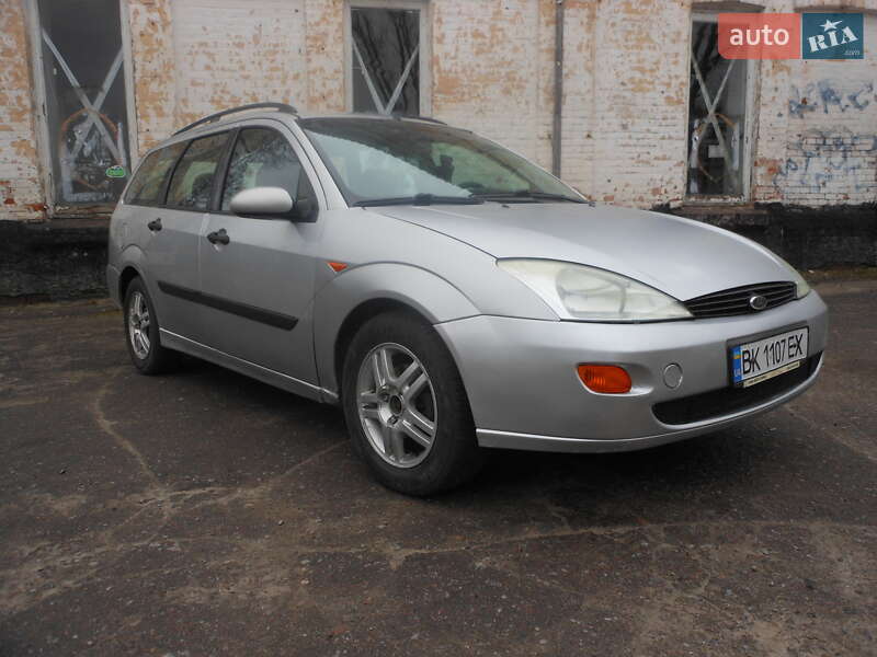 Ford Focus (2001)