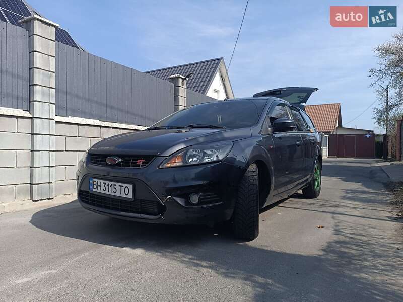 Ford Focus (2010)
