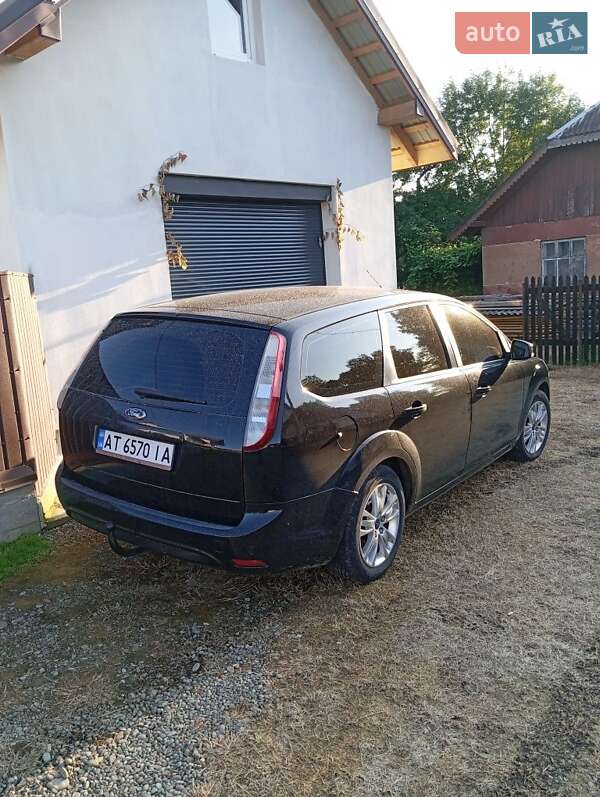Ford Focus (2010)