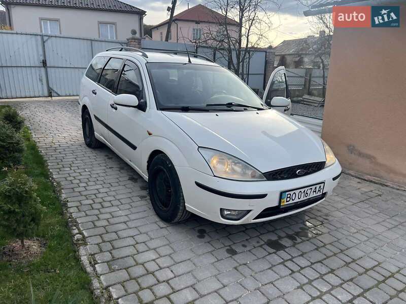 Ford Focus (2004)
