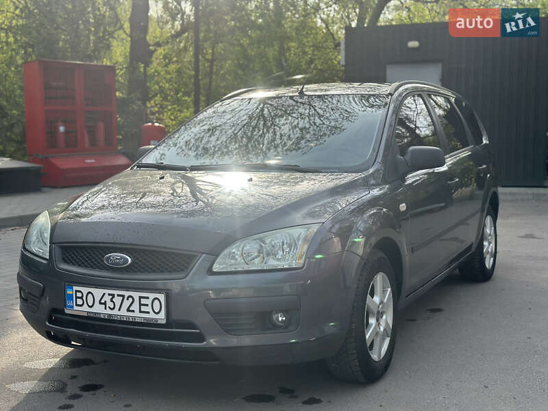Ford Focus (2004)