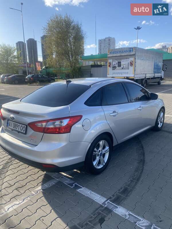 Ford Focus (2013)