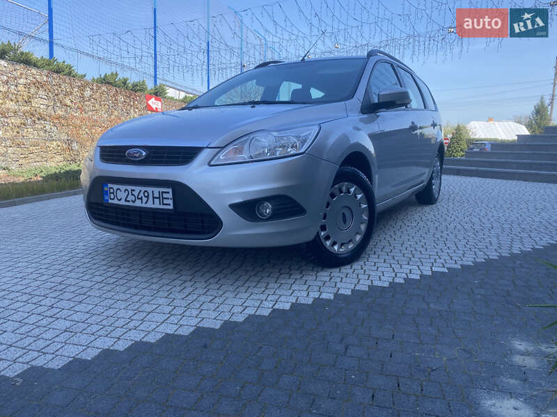 Ford Focus (2010)