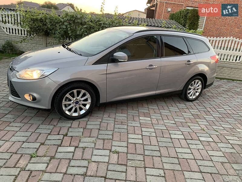 Ford Focus (2013)
