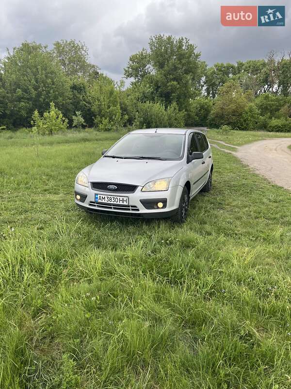 Ford Focus (2005)
