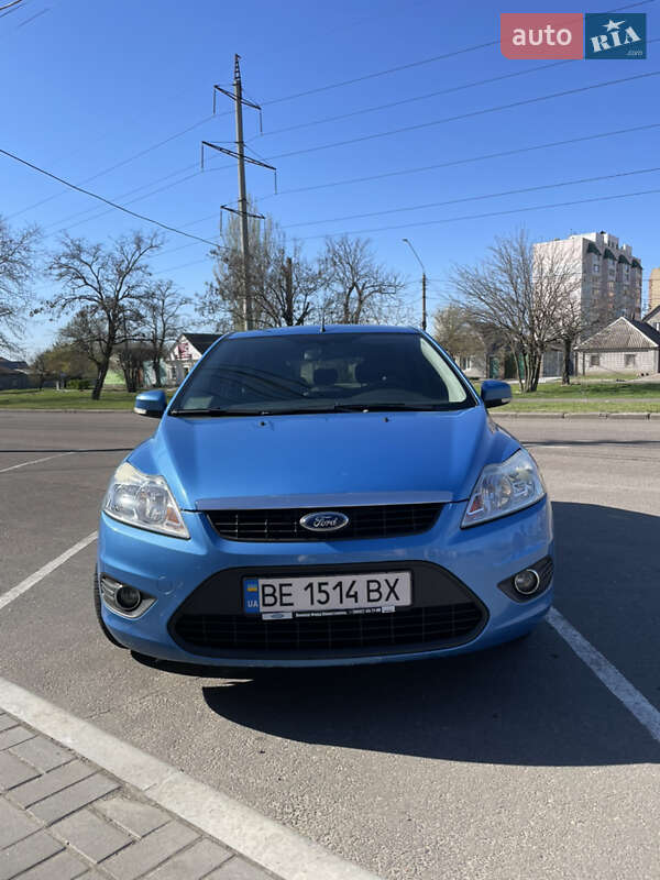 Ford Focus (2010)