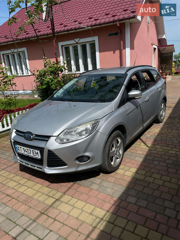 Ford Focus (2011)