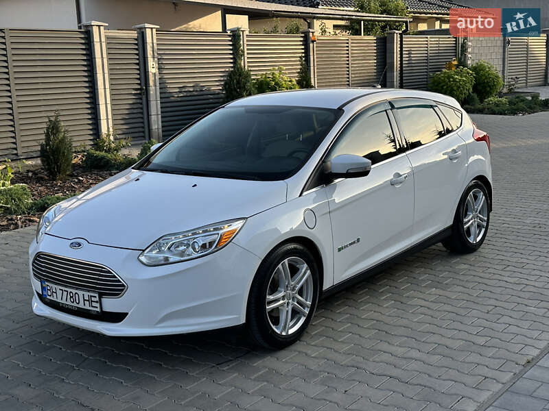 Ford Focus (2012)