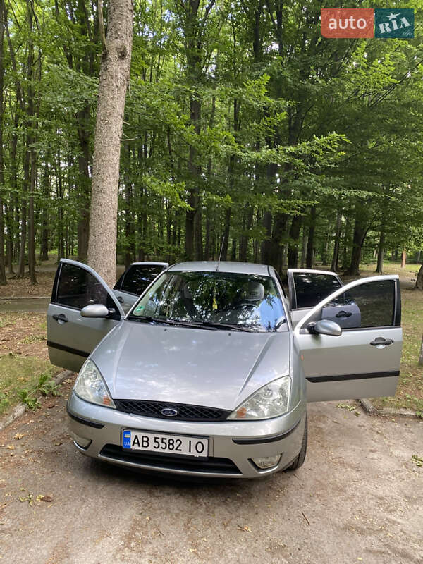 Ford Focus (2004)
