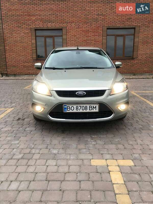 Ford Focus (2010)