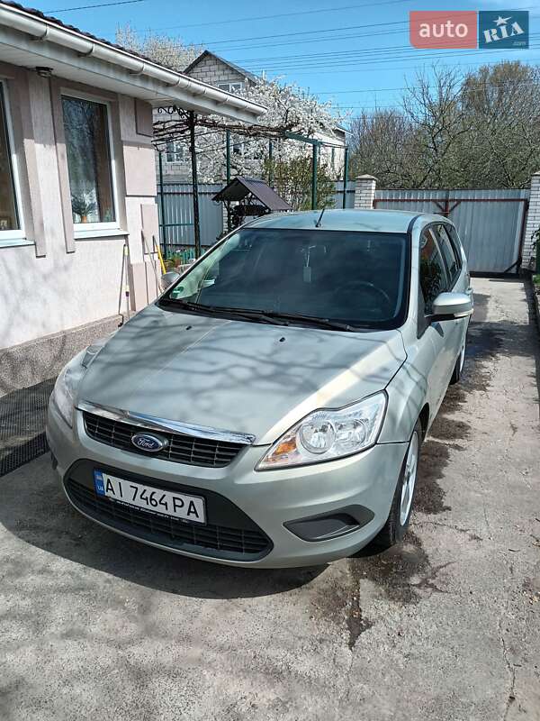 Ford Focus (2010)