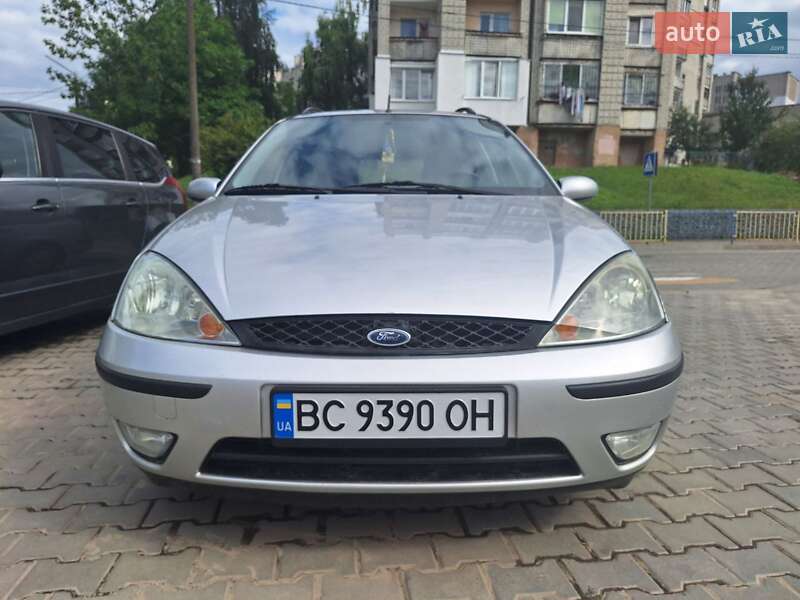 Ford Focus (2003)