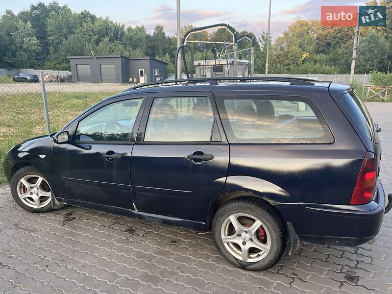 Ford Focus (2003)