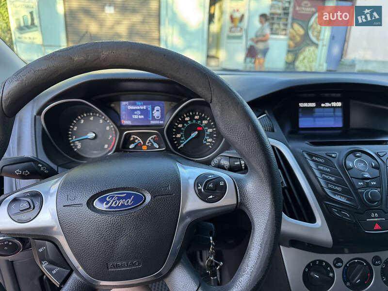Ford Focus (2013)