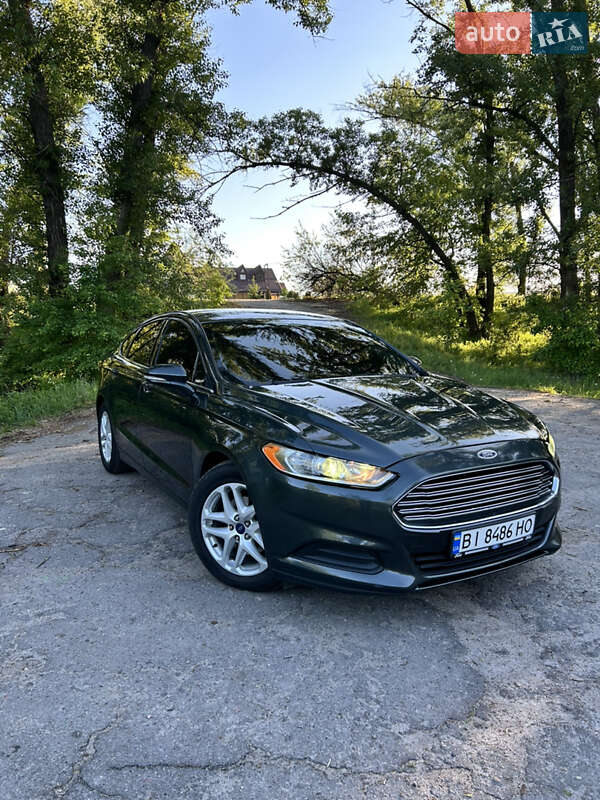Ford Fusion (2015)