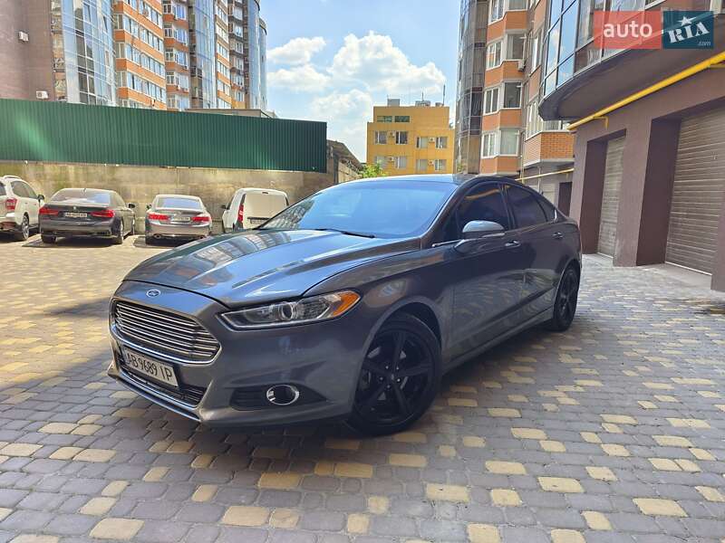 Ford Fusion (2015)