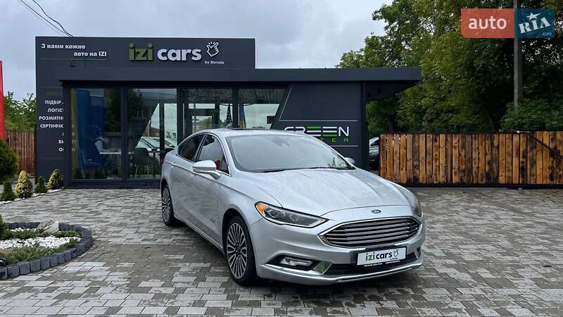 Ford Fusion (2017)