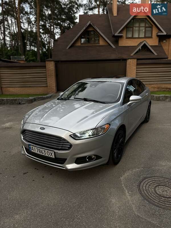 Ford Fusion (2013)