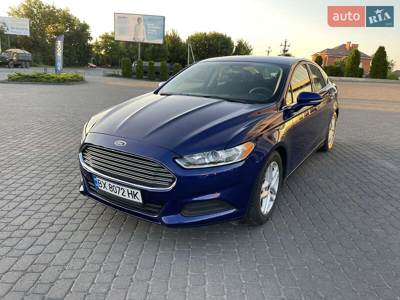 Ford Fusion (2016)
