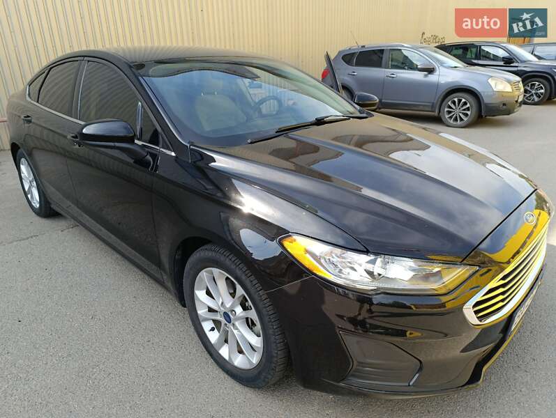 Ford Fusion (2019)
