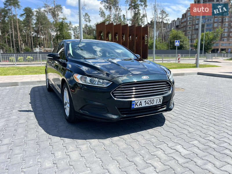 Ford Fusion (2014)
