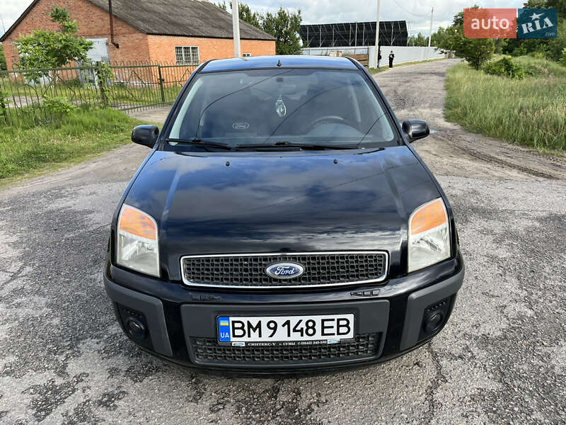Ford Fusion (2005)