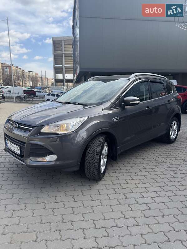 Ford Kuga (2015)