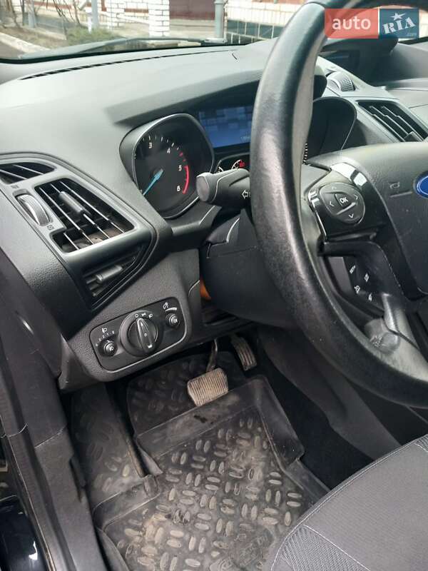 Ford Kuga (2013)