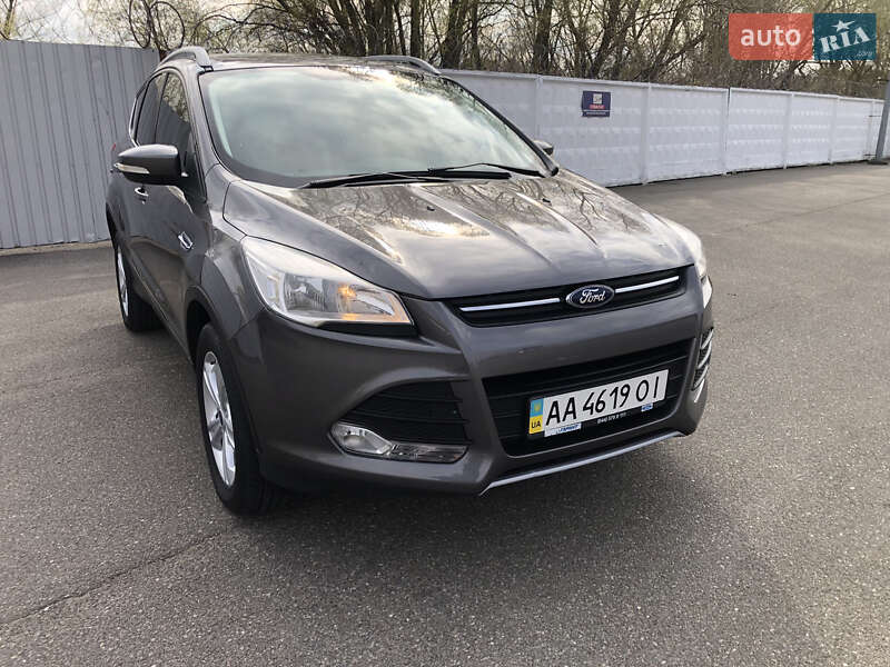 Ford Kuga (2013)