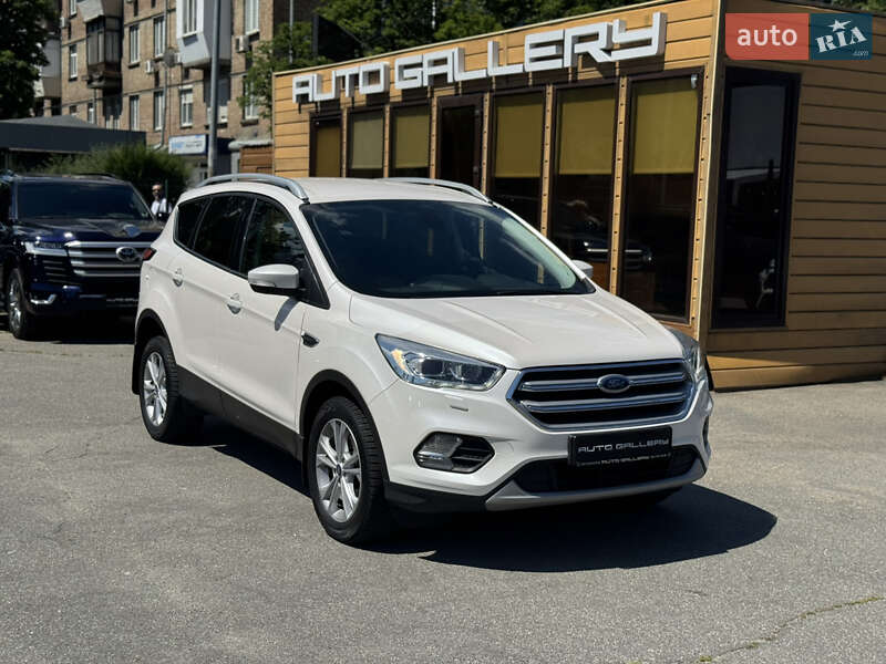 Ford Kuga (2019)