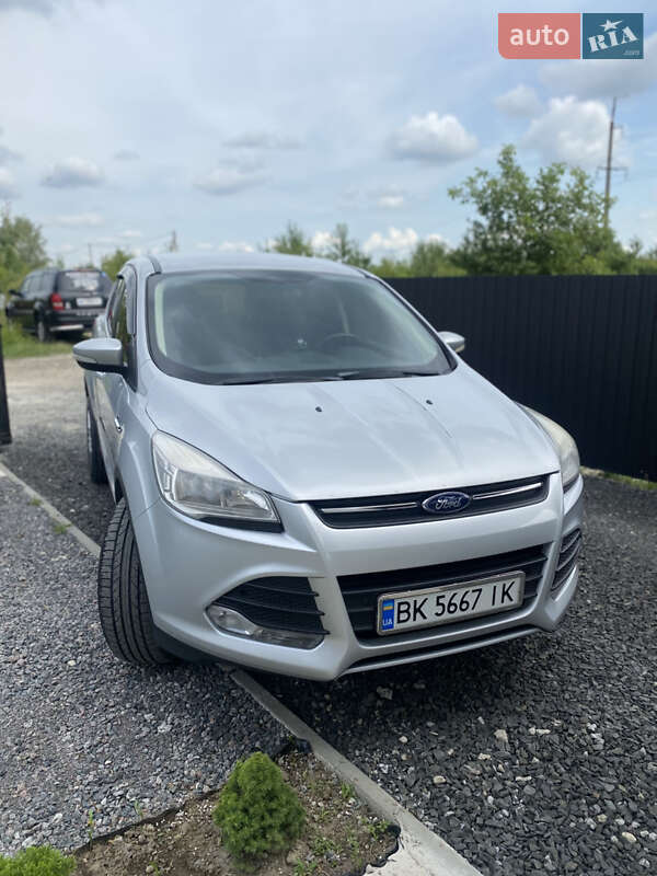 Ford Kuga (2014)