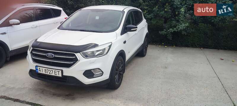 Ford Kuga (2017)