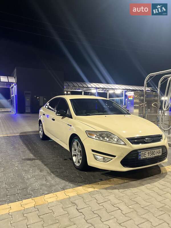 Ford Mondeo (2012)