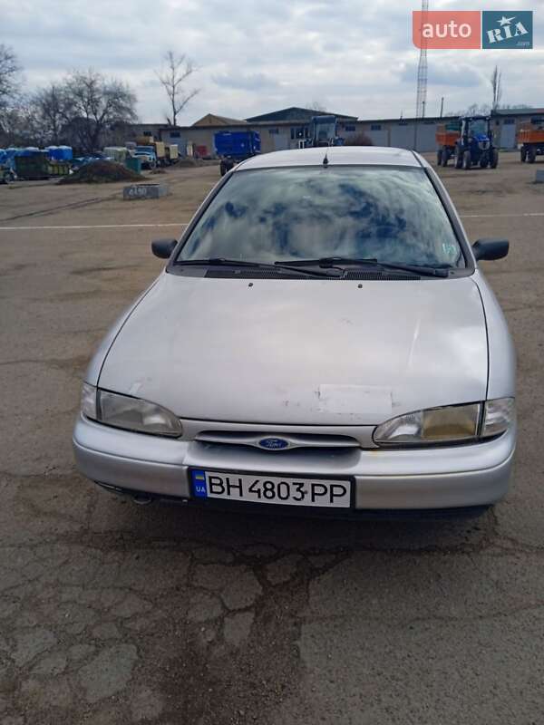 Ford Mondeo (1993)