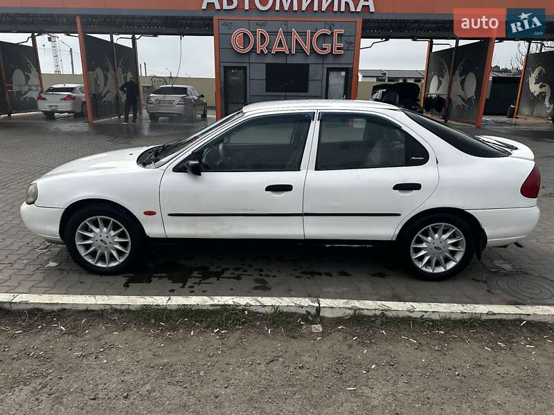 Ford Mondeo (1997)