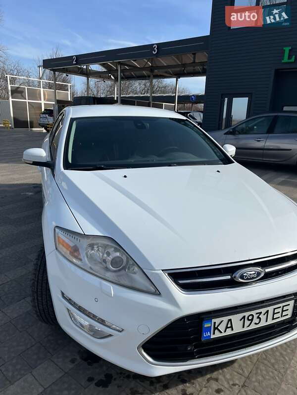 Ford Mondeo (2011)