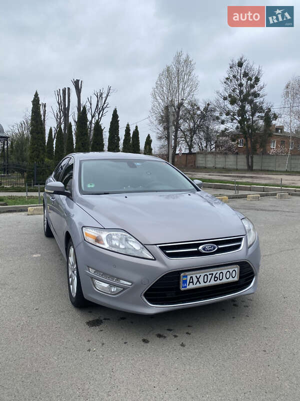 Ford Mondeo (2011)