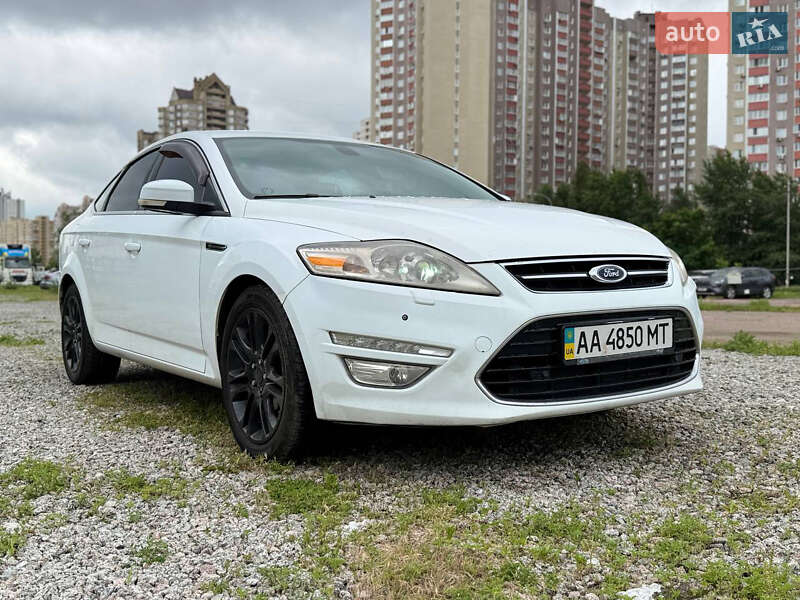 Ford Mondeo (2012)