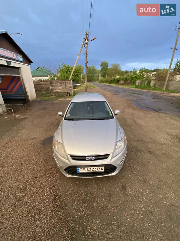 Ford Mondeo (2011)