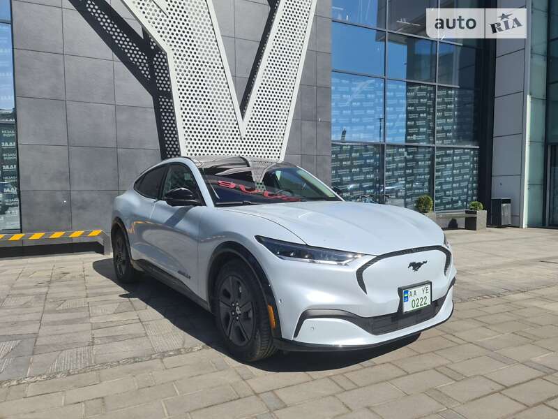 Ford Mustang mach-e (2022)