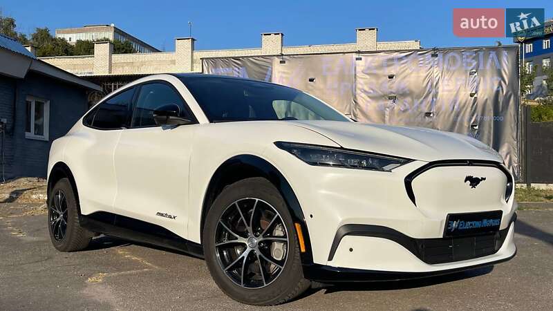 Ford Mustang mach-e (2022)